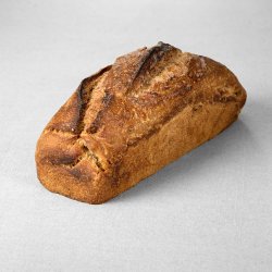 Pain moulé issu d'une farine de blé semi complète et d'une farine de seigle au pur levain naturel aux graines de tournesol