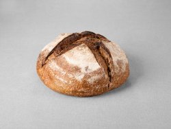 Grand pain montagne issu d'une farine de blé blanche et d'une farine de seigle au pur levain naturel