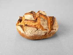 Pain issu d'une farine de seigle au pur levain naturel